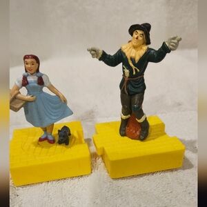 1997 BLOCKBUSTER VIDEO WIZARD OF OZ FIGURES